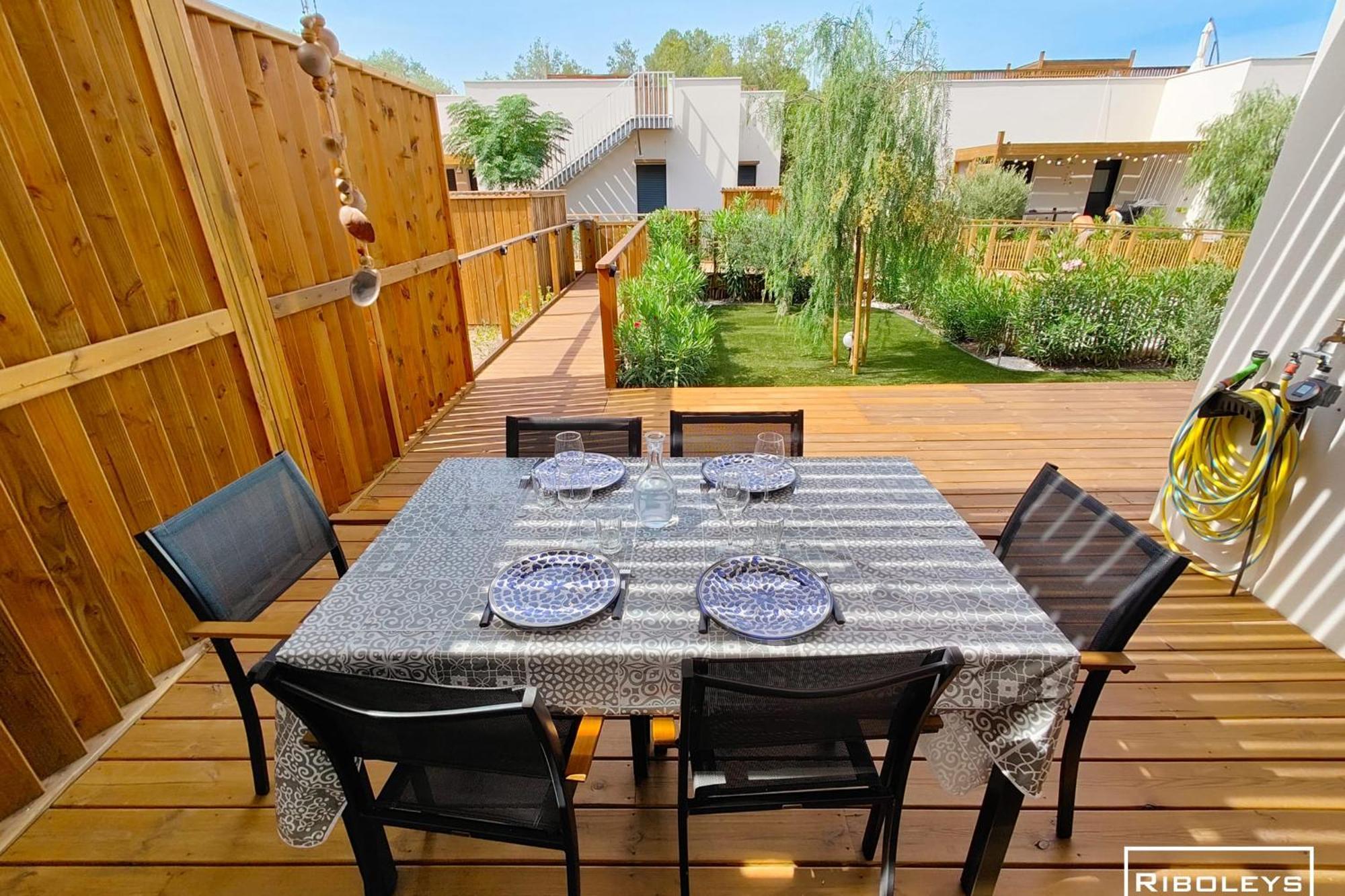 Villa T3 Climatisee En Residence Avec Piscine Vias Exterior foto
